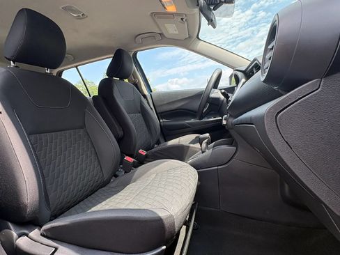Used 2021 Nissan Kicks S FWD image 30