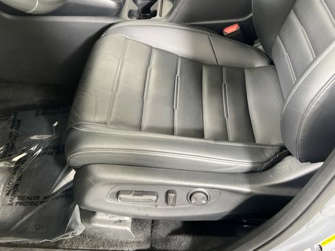 Used 2023 Honda CR-V EX-L image 18