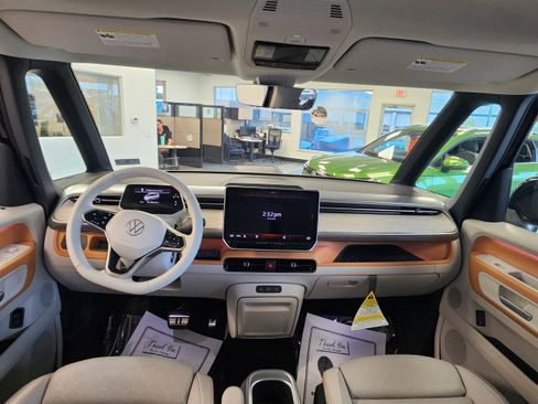 New 2025 Volkswagen ID. Buzz Pro S Plus image 11