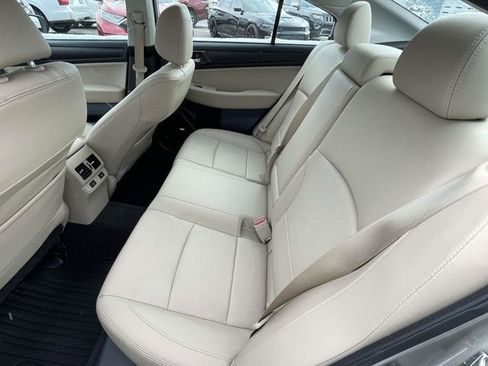 Used 2016 Subaru Legacy 3.6R Limited image 11