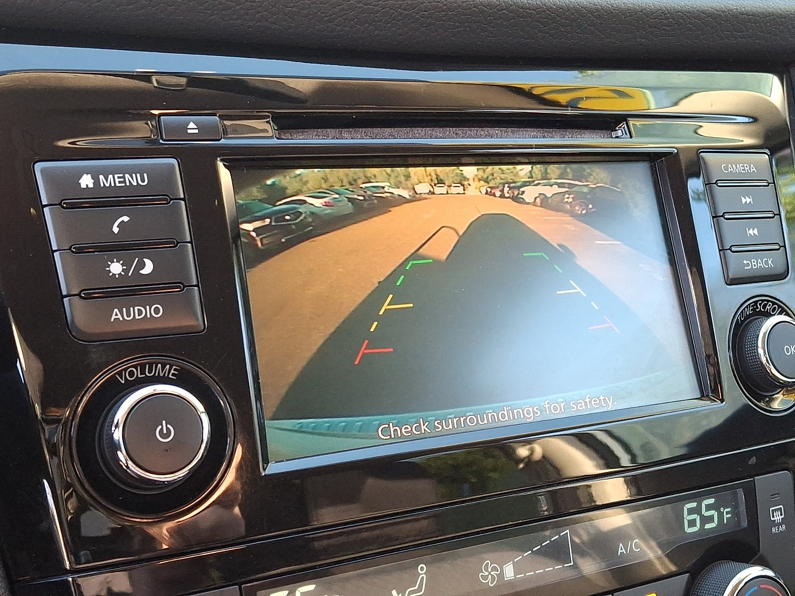 Used 2018 Nissan Rogue SV FWD image 20