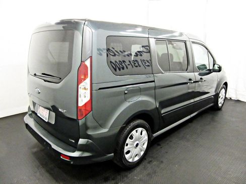 Used 2019 Ford Transit Connect XLT image 6