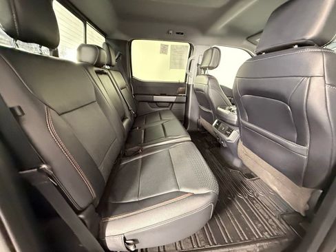 Used 2022 Ford F150 Lariat w/ FX4 Off-Road Package AWD/4WD image 16