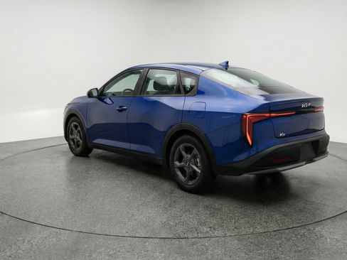 Used 2025 Kia K4 FWD image 6