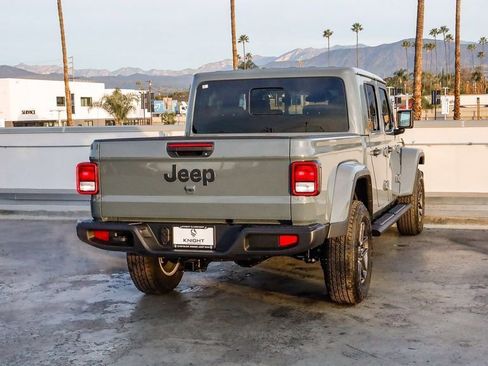 New 2026 Jeep Gladiator Sport image 9