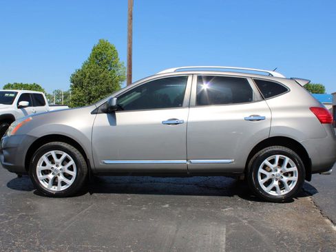 Used 2013 Nissan Rogue SL FWD image 11