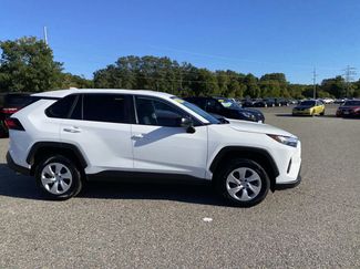 Used 2024 Toyota RAV4 LE video 2
