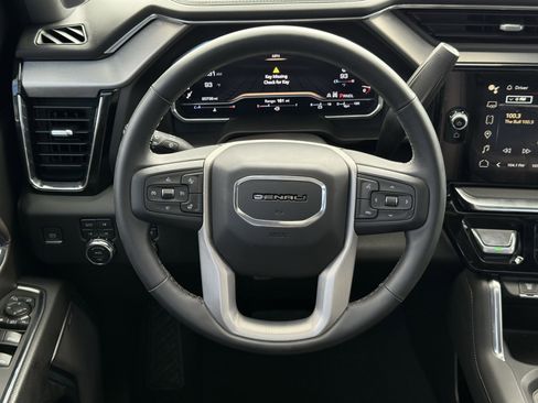 Used 2024 GMC Sierra 2500 Denali w/ Denali Reserve Package AWD/4WD image 15