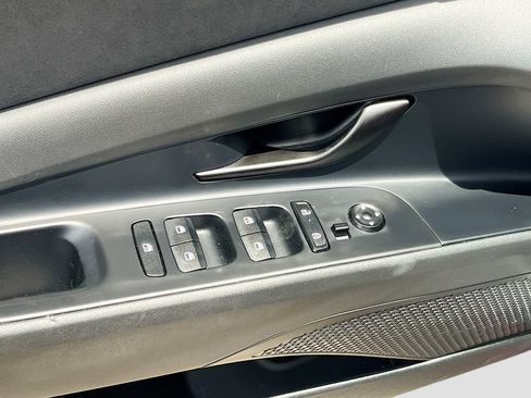 Used 2025 Hyundai Elantra N FWD image 18