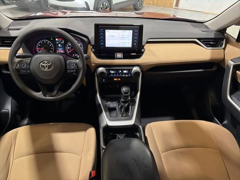 Used 2019 Toyota RAV4 LE image 26