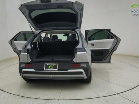 Used 2025 Hyundai Ioniq 5 SE RWD image 72
