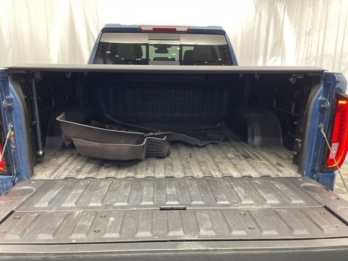 Used 2024 GMC Sierra 1500 SLT w/ SLT Premium Plus Package image 36