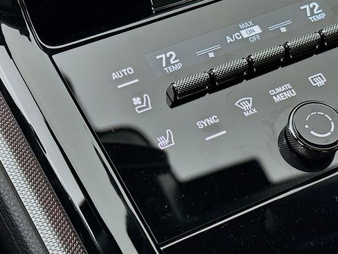 New 2025 Porsche Panamera 4S image 23