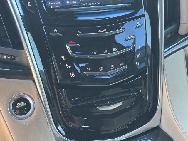 Used 2019 Cadillac Escalade Platinum RWD image 31