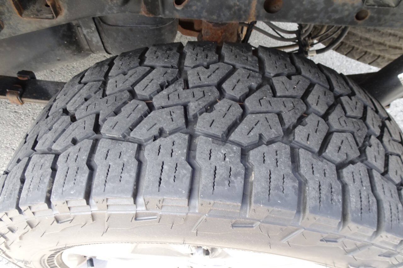 Used 2019 Ford F150 XL w/ Equipment Group 101A Mid AWD/4WD image 11