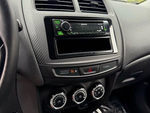 Used 2017 Mitsubishi Outlander Sport LE image 13