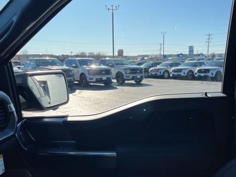 New 2025 Ford F150 Platinum w/ FX4 Off-Road Package image 32