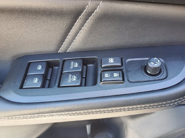 Used 2019 Subaru Outback 2.5i Limited AWD/4WD image 18