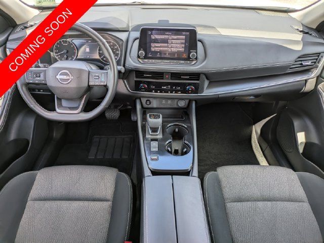 Used 2026 Nissan Rogue SV FWD image 12