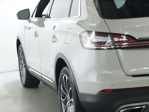 Certified 2023 Lincoln Nautilus Reserve w/ Luxury Package image 43