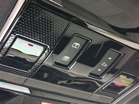 New 2026 Land Rover Range Rover Sport SE image 17