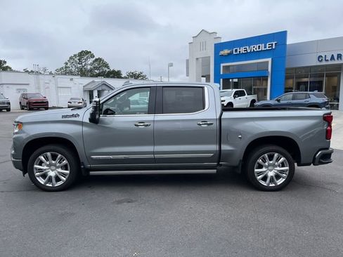 Used 2024 Chevrolet Silverado 1500 High Country w/ High Country Premium Package image 14