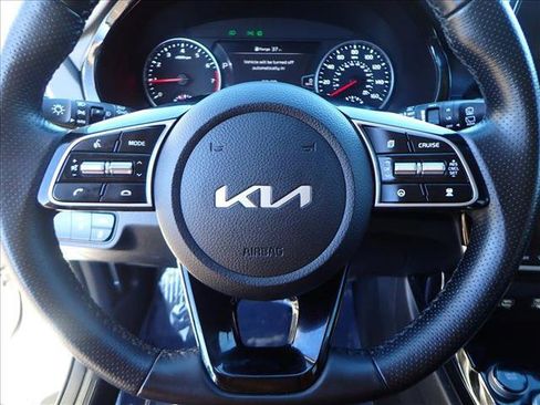 Used 2022 Kia Seltos SX w/ Sunroof Package image 14