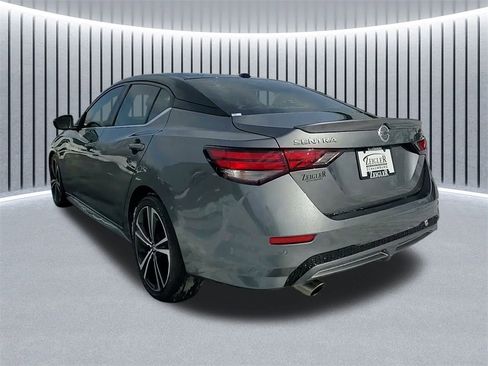 Used 2020 Nissan Sentra SR image 9