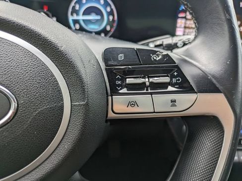 Certified 2023 Hyundai Elantra Limited FWD image 23