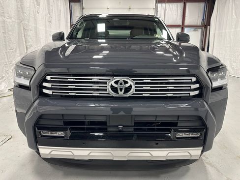 Used 2026 Toyota 4Runner Limited AWD/4WD image 2