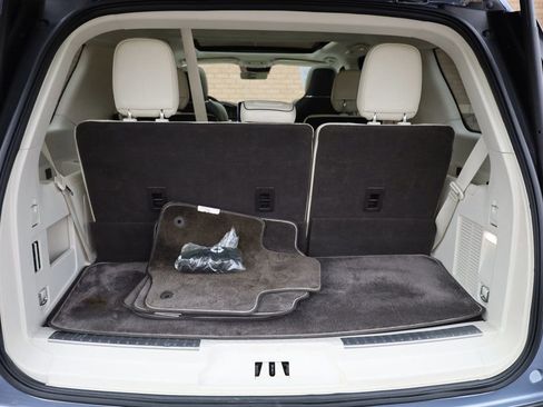 Used 2020 Lincoln Navigator Black Label image 11