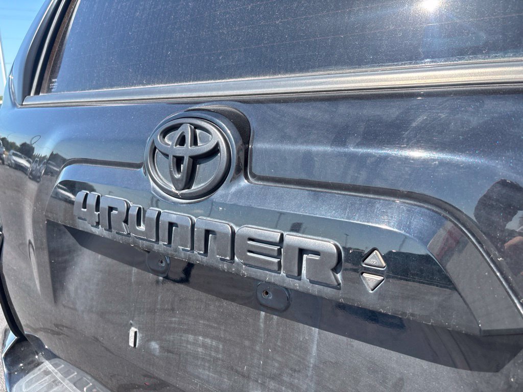Used 2023 Toyota 4Runner SR5 Premium w/ Moonroof Package RWD image 32