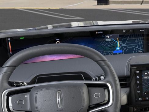 New 2025 Lincoln Nautilus Premier w/ Equipment Group 102A image 13