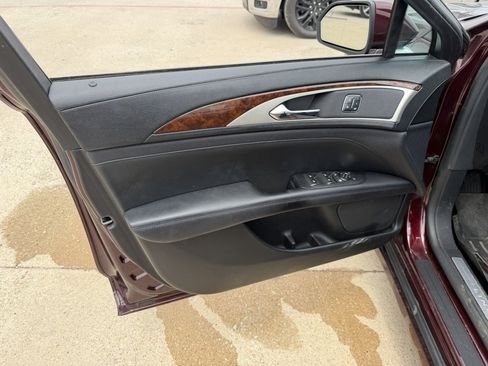 Used 2018 Lincoln MKZ Select w/ Technology Package AWD/4WD image 5