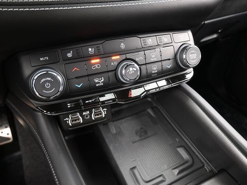 Used 2024 Dodge Durango SRT Hellcat w/ Trailer Tow Group IV image 28