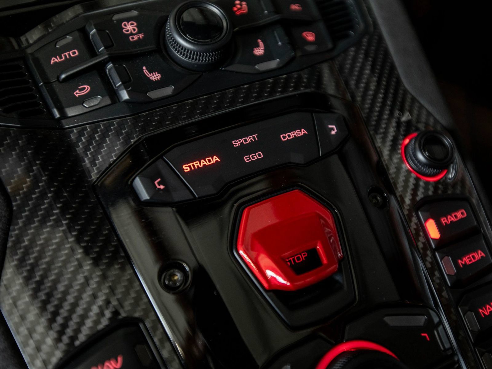 Used 2022 Lamborghini Aventador LP 780-4 Ultimae AWD/4WD image 36
