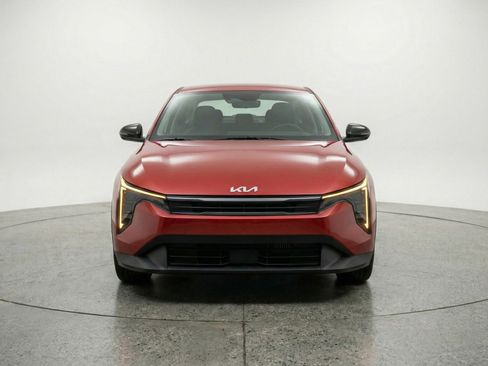 Used 2025 Kia K4 FWD image 2