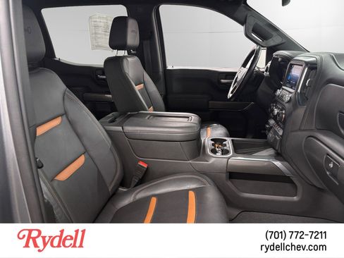 Used 2022 GMC Sierra 1500 AT4 w/ AT4 Preferred Package image 16
