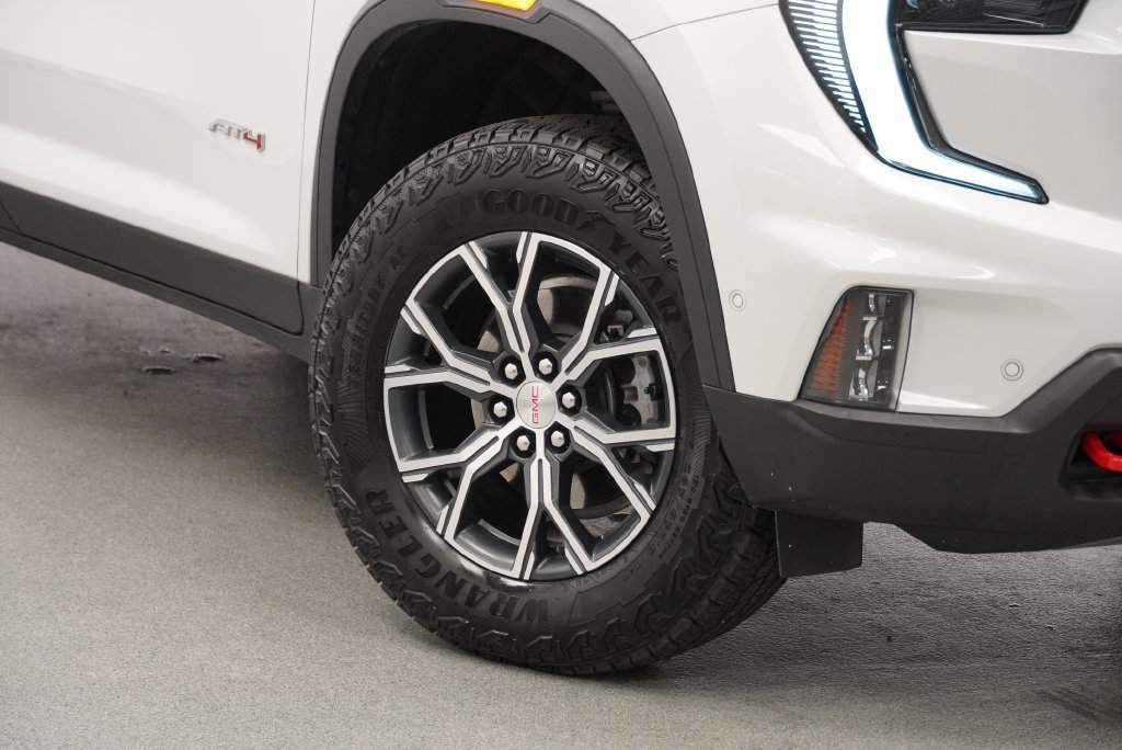 Certified 2024 GMC Acadia AT4 w/ Super Cruise Package AWD/4WD image 11