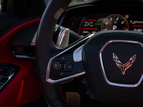 Used 2023 Chevrolet Corvette Stingray Preferred Cpe w/ Z51 Performance Package RWD image 54
