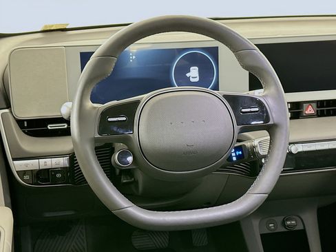 Used 2024 Hyundai Ioniq 5 SEL RWD image 18