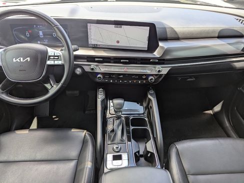 Used 2024 Kia Telluride S w/ S Sunroof Package FWD image 17