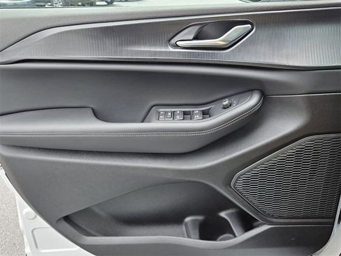 New 2025 Jeep Grand Cherokee Laredo X w/ Luxury Tech Group I image 25