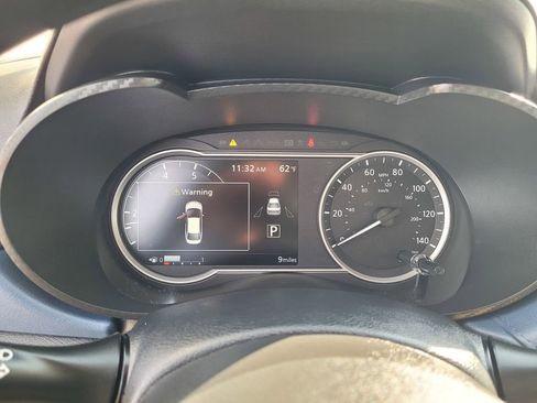 New 2025 Nissan Versa SV w/ Trunk Package image 11