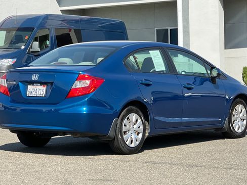 Used 2012 Honda Civic LX image 2