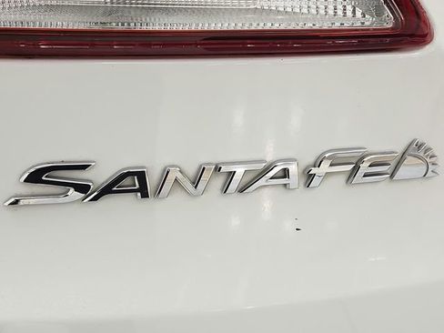 Used 2018 Hyundai Santa Fe SE w/ Cargo Package image 30