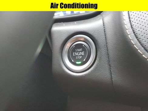 Used 2024 Chevrolet Tahoe Premier image 15