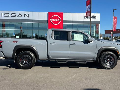New 2026 Nissan Frontier PRO-4X w/ Pro-4x Convenience Package AWD/4WD image 3