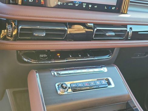 New 2026 Lincoln Aviator Reserve image 28