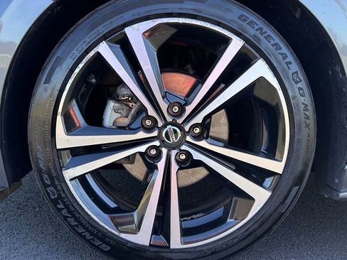 Used 2022 Nissan Sentra SR image 13